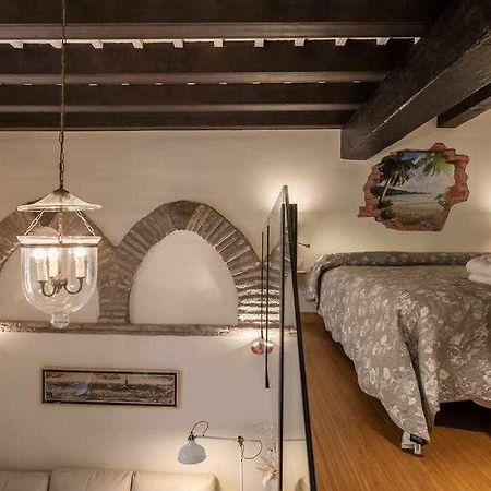 Monkeys Apartments El Arenal Santas Patronas Σεβίλλη Εξωτερικό φωτογραφία