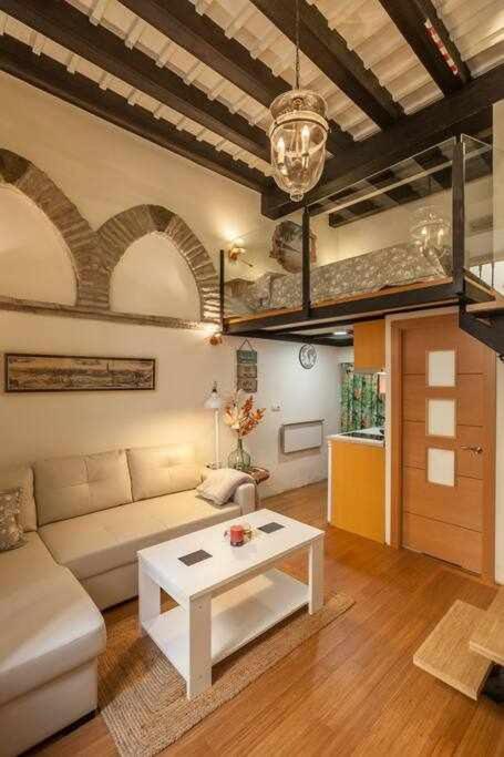 Monkeys Apartments El Arenal Santas Patronas Σεβίλλη Εξωτερικό φωτογραφία
